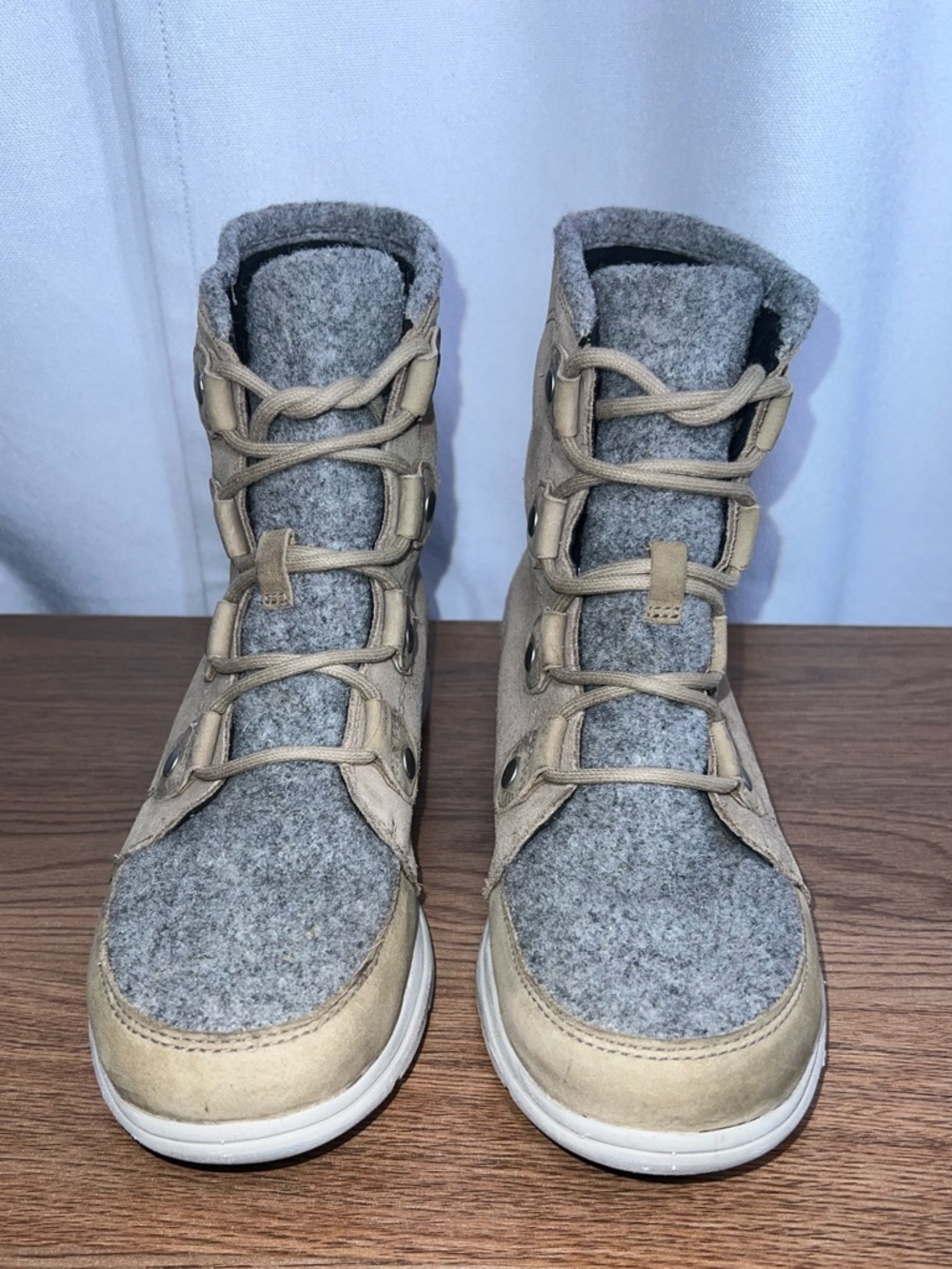 Sorel Explorer II Joan Boots Womens 8 Taupe Suede Lace Up Cozy Winter - Picture 2 of 8